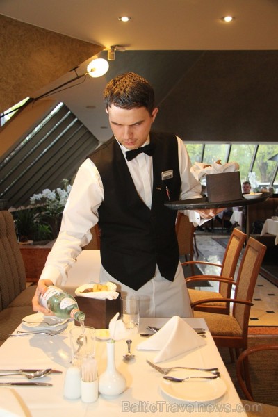 Travelnews.lv redakcija Rīgas restorānu nedēļu izbauda restorānā «Piramīda» (trīs ēdieni, 20 eiro no personas)- www.restaurantpiramida.lv Travelnews.lv redakcija Rīgas restorānu nedēļu izbauda restorānā «Piramīda» (trīs ēdieni, 20 eiro no personas)- www.restaurantpiramida.lv 149040