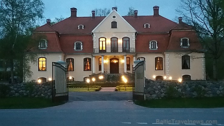 Travelnews.lv redakcija ar Kolonna Hotel Rēzekne (www.HotelKolonna.com) atbalstu apceļo Latgali un Vidzemi Travelnews.lv redakcija ar Kolonna Hotel Rēzekne (www.HotelKolonna.com) atbalstu apceļo Latgali un Vidzemi 149800
