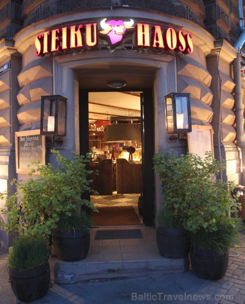 Travelnews.lv redakcija 25.05.2015 apciemo Rīgas restorānu «Steiku Haoss» Tērbatas ielā - www.SteikuHaoss.lv Travelnews.lv redakcija 25.05.2015 apciemo Rīgas restorānu «Steiku Haoss» Tērbatas ielā - www.SteikuHaoss.lv 150362