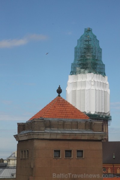 Travelnews.lv redakcija ar Rīgas viesnīcas Mercure Hotel Rīga atbalstu 2.06.2015 izbauda debesu restorānu «Dinner in the sky Riga» Travelnews.lv redakcija ar Rīgas viesnīcas Mercure Hotel Rīga atbalstu 2.06.2015 izbauda debesu restorānu «Dinner in the sky Riga» 150679