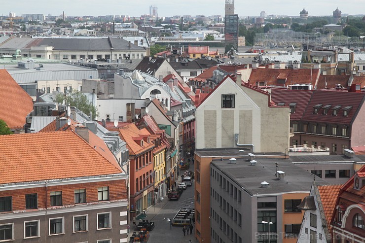 Travelnews.lv redakcija ar Rīgas viesnīcas Mercure Hotel Rīga atbalstu 2.06.2015 izbauda debesu restorānu «Dinner in the sky Riga» Travelnews.lv redakcija ar Rīgas viesnīcas Mercure Hotel Rīga atbalstu 2.06.2015 izbauda debesu restorānu «Dinner in the sky Riga» 150684