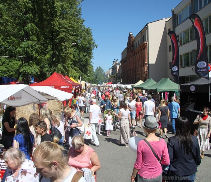 Daugavpils (www.visitdaugavpils.lv) ar vērienīgiem un saulainiem svētkiem svin 740. gadu pilsētas jubileju 151002