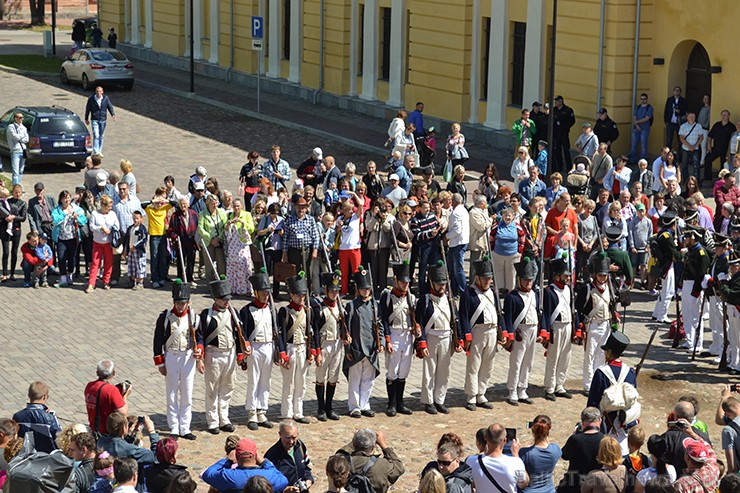 Daugavpils cietoksnis pulcēja Kara vēstures rekonstrukcijas entuziastus 155448
