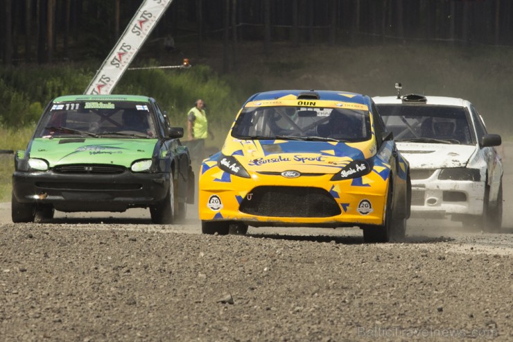 Ar spraigām cīņām sporta kompleksā 333 skatītājus priecē NEZ rallijkrosa čempionāts 155958