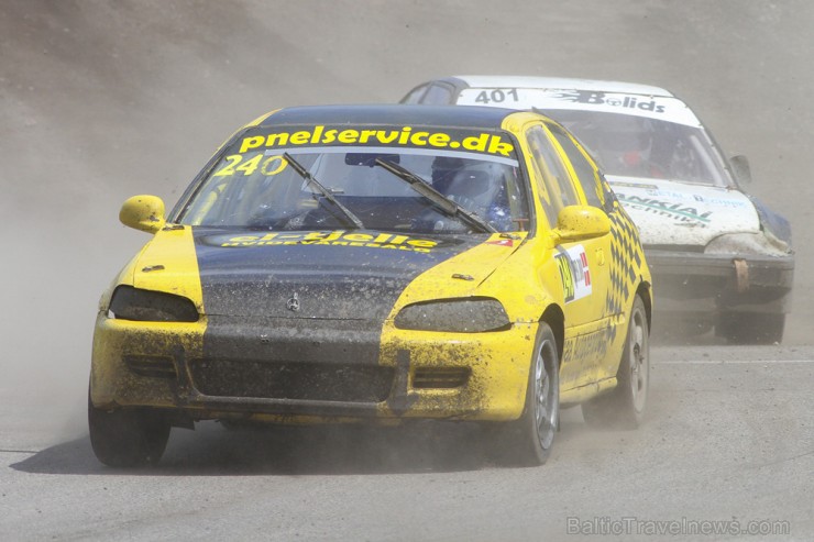 Ar spraigām cīņām sporta kompleksā 333 skatītājus priecē NEZ rallijkrosa čempionāts 155962