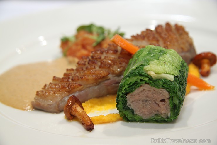Starptautiskā šefpavāru žūrija 3.09.2015 izstādē Riga Food 2015 atzinīgi vērtē «Latvijas pavārzellis 2015» sagatavotos ēdienus Starptautiskā šefpavāru žūrija 3.09.2015 izstādē Riga Food 2015 atzinīgi vērtē «Latvijas pavārzellis 2015» sagatavotos ēdienus 159809