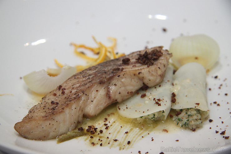 Starptautiskā šefpavāru žūrija 3.09.2015 izstādē Riga Food 2015 atzinīgi vērtē «Latvijas pavārzellis 2015» sagatavotos ēdienus Starptautiskā šefpavāru žūrija 3.09.2015 izstādē Riga Food 2015 atzinīgi vērtē «Latvijas pavārzellis 2015» sagatavotos ēdienus 159811