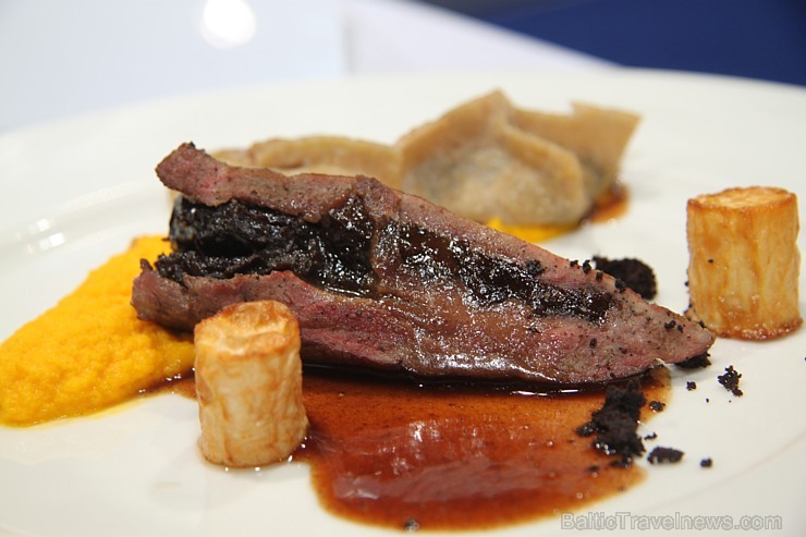 Starptautiskā šefpavāru žūrija 3.09.2015 izstādē Riga Food 2015 atzinīgi vērtē «Latvijas pavārzellis 2015» sagatavotos ēdienus Starptautiskā šefpavāru žūrija 3.09.2015 izstādē Riga Food 2015 atzinīgi vērtē «Latvijas pavārzellis 2015» sagatavotos ēdienus 159812