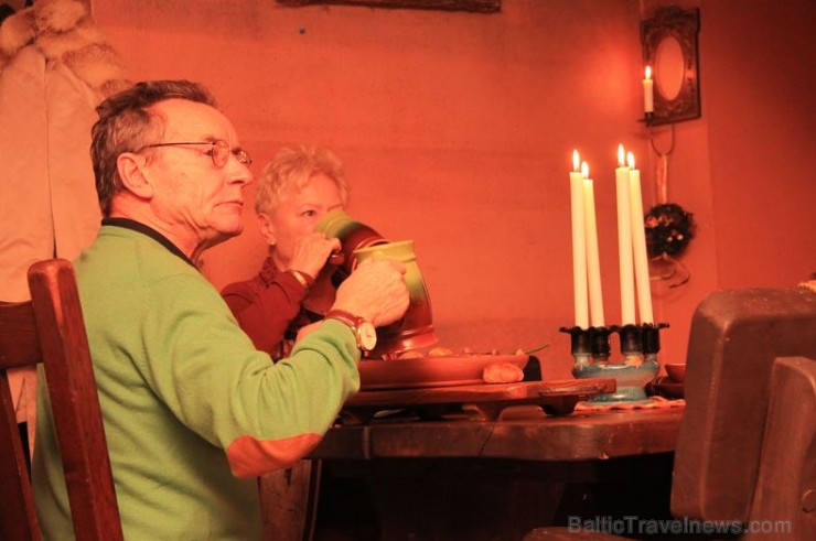 Restorāns «Taverna» atzīmē Valentīndienu ar dzeju un vijoļspēli 169141