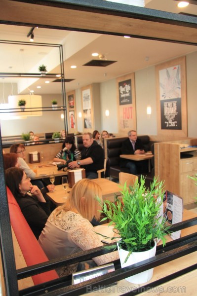 Pirmā «Pizza Hut» restorāna Latvijā atvēršana 172631