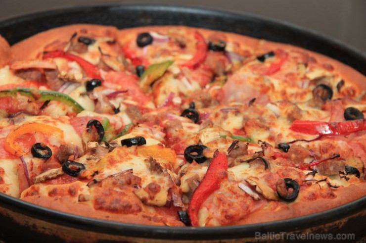 Pirmā «Pizza Hut» restorāna Latvijā atvēršana 172638