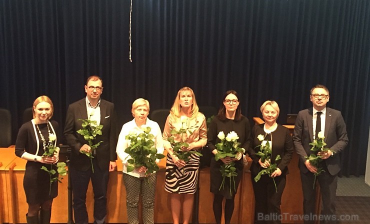 ALTA jaunā valde: Ilona Daugste/Laimtūre, Vladislavs Korjagins/Baltijas ceļojumu grupa, Inga Kavaca/Vanilla Travel, Anta Jokste/Estravel, Kitija Tigul ALTA jaunā valde: Ilona Daugste/Laimtūre, Vladislavs Korjagins/Baltijas ceļojumu grupa, Inga Kavaca/Vanilla Travel, Anta Jokste/Estravel, Kitija Tigul 173242