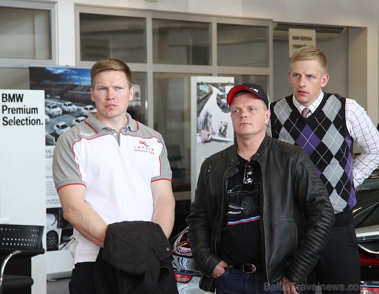 Latvijas bobslejisti, skeletonisti un kamaniņu braucēji ar Inchcape BM Auto iniciatīvu 3.05.2016 dodas Vidzemes ceļos ar jaudīgajiem BMW M modeļiem Latvijas bobslejisti, skeletonisti un kamaniņu braucēji ar Inchcape BM Auto iniciatīvu 3.05.2016 dodas Vidzemes ceļos ar jaudīgajiem BMW M modeļiem 173626