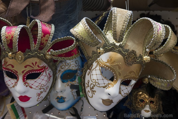 Travelnews.lv redakcija sadarbībā ar tūroperatoru Novatours dodas ekskursijā uz Venēciju, kuras laikā apskata tradicionālās maskas 176828