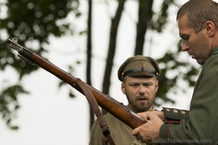 Cēsu kaujas godina ar to rekonstrukciju 177695