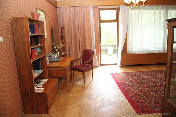 Jaunķemeru sanatorija «Jantarnij Bereg» piedāvā tūristiem iejusties un apskatīt slepenu padomju elites funkcionāru vasarnīcu «Gosdača Nr.2» Jaunķemeru sanatorija «Jantarnij Bereg» piedāvā tūristiem iejusties un apskatīt slepenu padomju elites funkcionāru vasarnīcu «Gosdača Nr.2» 178837