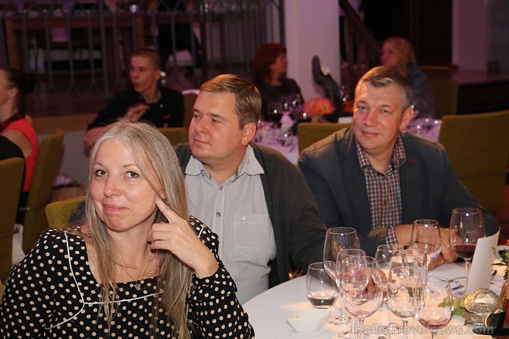 «Latvijas 2016.gada pavārs» un «Latvijas pavārzellis 2016» titulu īpašnieki 9.09.2016 tika sveikti Vecmīlgrāvja kultūras namā «Ziemeļblāzma», ko organ «Latvijas 2016.gada pavārs» un «Latvijas pavārzellis 2016» titulu īpašnieki 9.09.2016 tika sveikti Vecmīlgrāvja kultūras namā «Ziemeļblāzma», ko organ 183760