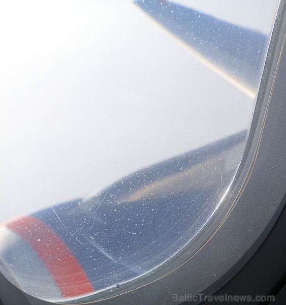 Divi biznesa klases tūristi izbauda lidojumu Rīga - Maskava ar lidsabiedrību «Aaeroflot». Atbalsta: Baltic Travel Group Divi biznesa klases tūristi izbauda lidojumu Rīga - Maskava ar lidsabiedrību «Aaeroflot». Atbalsta: Baltic Travel Group 189649