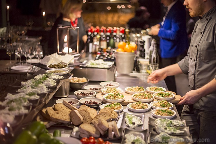 Grieķijas viesnīcu ķēde «Aldemar Resorts» un tūroperators «Tez Tour» atklāj gastronomiskos noslēpumus Grieķijas viesnīcu ķēde «Aldemar Resorts» un tūroperators «Tez Tour» atklāj gastronomiskos noslēpumus 189680