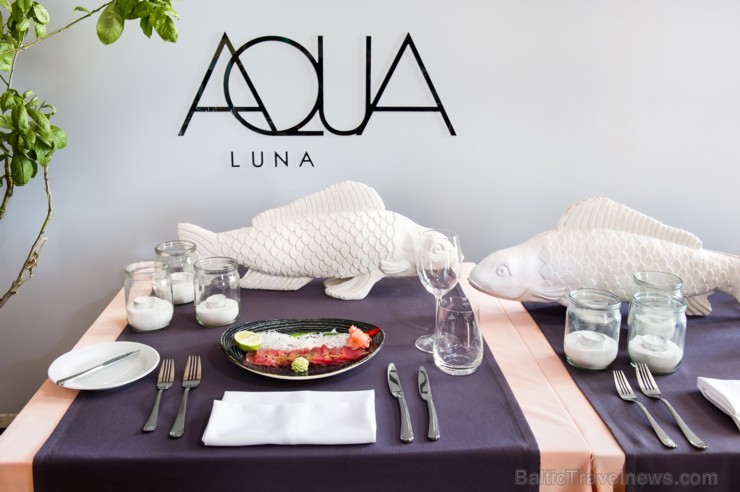 Restorāns «Aqua Luna restaurant & bar» iepazīstina ar aktuālās ēdienkartes pērlēm Restorāna mājaslapa: www.aqualuna.lv Restorāns «Aqua Luna restaurant & bar» iepazīstina ar aktuālās ēdienkartes pērlēm Restorāna mājaslapa: www.aqualuna.lv 191821