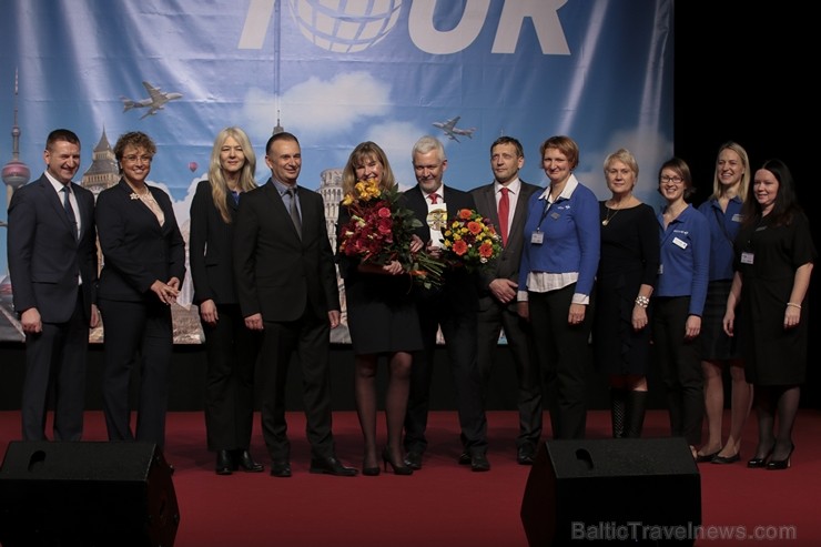 Oficiālā balvas GADA CILVĒKS TŪRISMĀ 2016 pasniegšanas ceremonija norisinājās 03.02.2017 tūrisma izstādes Oficiālā balvas GADA CILVĒKS TŪRISMĀ 2016 pasniegšanas ceremonija norisinājās 03.02.2017 tūrisma izstādes