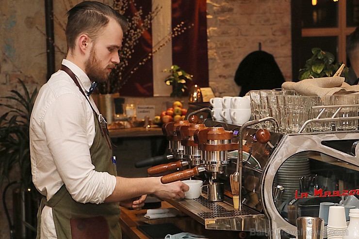 Rīgas kafejnīca un grauzdētava uz Miera ielas «Rocket Bean Roastery» veselu nedēļu atzīmē 2 gadu jubileju Rīgas kafejnīca un grauzdētava uz Miera ielas «Rocket Bean Roastery» veselu nedēļu atzīmē 2 gadu jubileju 193974