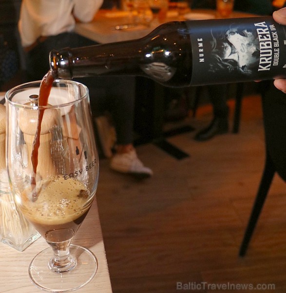 Alus restorāns «Easy Beer» Vecrīgā rīko garšu vakaru amerikāņu stilā «Alus - burbons - ēdiens» 195832