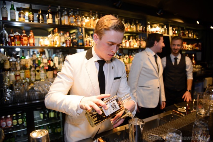 Pasaulslavenais «American Bar» Rīgā prezentē savu kokteiļu karti 196066