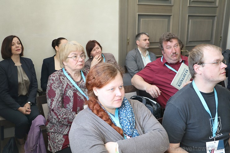 Latgalieši Latgolys symtgadis kongresā spriež par sava novada nākotni, kas notika 5.un 6.maijā Rēzeknē Latgalieši Latgolys symtgadis kongresā spriež par sava novada nākotni, kas notika 5.un 6.maijā Rēzeknē 197298