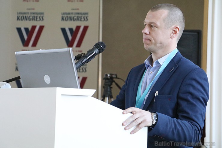 Latgalieši Latgolys symtgadis kongresā spriež par sava novada nākotni, kas notika 5.un 6.maijā Rēzeknē Latgalieši Latgolys symtgadis kongresā spriež par sava novada nākotni, kas notika 5.un 6.maijā Rēzeknē 197313
