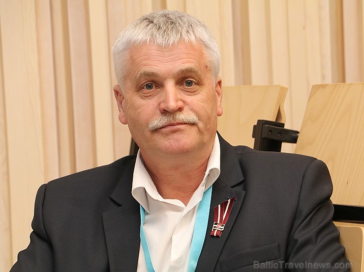 Latgalieši Latgolys symtgadis kongresā spriež par sava novada nākotni, kas notika 5.un 6.maijā Rēzeknē Latgalieši Latgolys symtgadis kongresā spriež par sava novada nākotni, kas notika 5.un 6.maijā Rēzeknē 197335