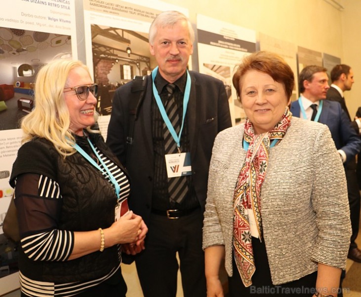 Latgalieši Latgolys symtgadis kongresā spriež par sava novada nākotni, kas notika 5.un 6.maijā Rēzeknē Latgalieši Latgolys symtgadis kongresā spriež par sava novada nākotni, kas notika 5.un 6.maijā Rēzeknē 197352