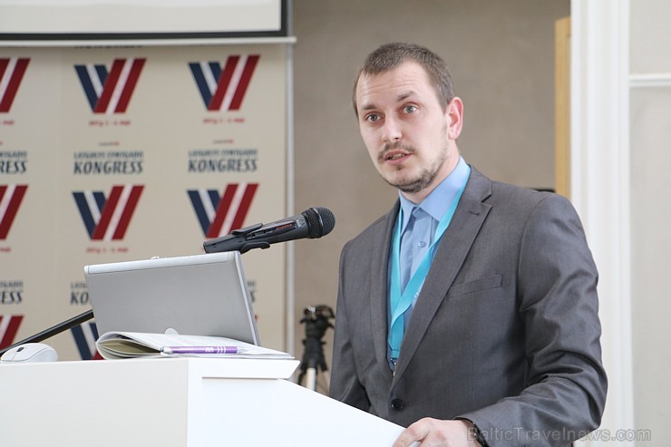 Latgalieši Latgolys symtgadis kongresā spriež par sava novada nākotni, kas notika 5.un 6.maijā Rēzeknē Latgalieši Latgolys symtgadis kongresā spriež par sava novada nākotni, kas notika 5.un 6.maijā Rēzeknē 197359