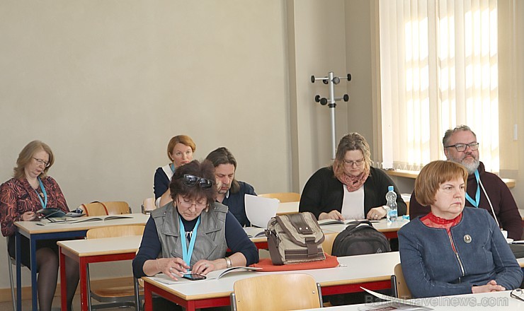 Latgalieši Latgolys symtgadis kongresā spriež par sava novada nākotni, kas notika 5.un 6.maijā Rēzeknē Latgalieši Latgolys symtgadis kongresā spriež par sava novada nākotni, kas notika 5.un 6.maijā Rēzeknē 197368