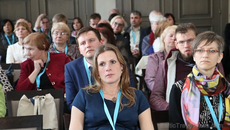 Latgolys symtgadis kongresa rezolūcija, kas tika pieņemta 6.05.2017 Rēzeknē, aicina stiprināt un attīstīt latgalisko kultūrvidi Latgalē 197390