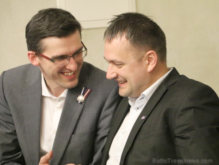 Latgolys symtgadis kongresa rezolūcija, kas tika pieņemta 6.05.2017 Rēzeknē, aicina stiprināt un attīstīt latgalisko kultūrvidi Latgalē Latgolys symtgadis kongresa rezolūcija, kas tika pieņemta 6.05.2017 Rēzeknē, aicina stiprināt un attīstīt latgalisko kultūrvidi Latgalē 197416