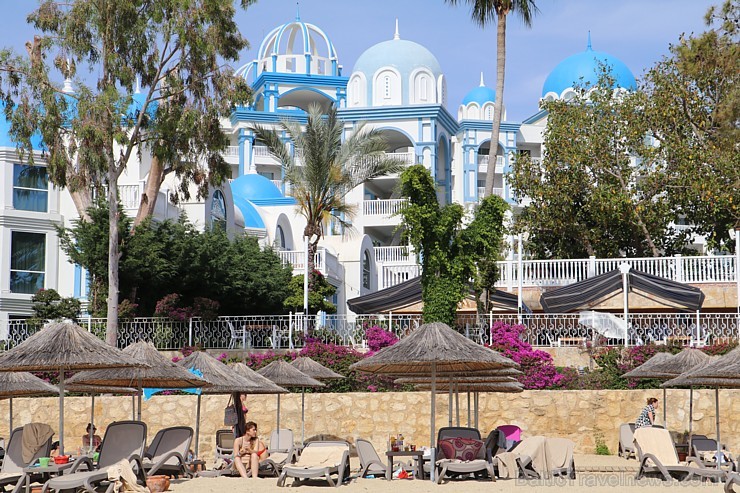 «Novatours Summer Breeze» dalībnieki izbauda «Rubi Platinum Spa Resort & Suites» pludmali Turcijā 198017