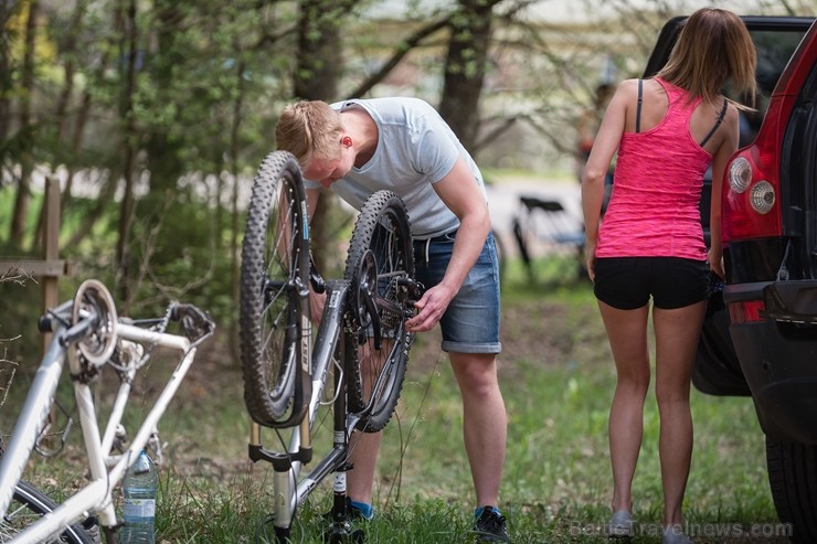 Ar velobraucienu «Ieriteņo vasarā» Smiltenes novadā atklāta aktīvā tūrisma sezona 198042