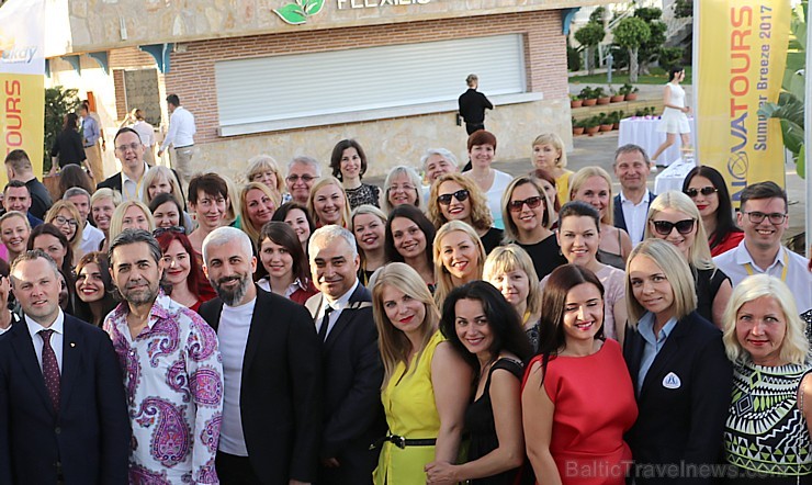 «Novatours Summer Breeze» dalībnieki ballējas Turcijas viesnīcā «Rubi Platinum Spa Resort & Suites» «Novatours Summer Breeze» dalībnieki ballējas Turcijas viesnīcā «Rubi Platinum Spa Resort & Suites» 198807