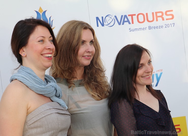 «Novatours Summer Breeze» dalībnieki ballējas Turcijas viesnīcā «Rubi Platinum Spa Resort & Suites» «Novatours Summer Breeze» dalībnieki ballējas Turcijas viesnīcā «Rubi Platinum Spa Resort & Suites» 198840