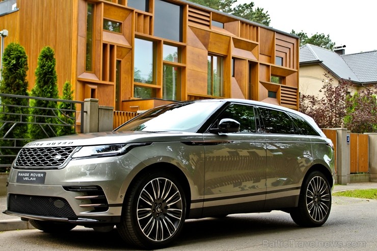 Jaunais Range Rover Velar «atrādījies» Rīgas ielās 199978