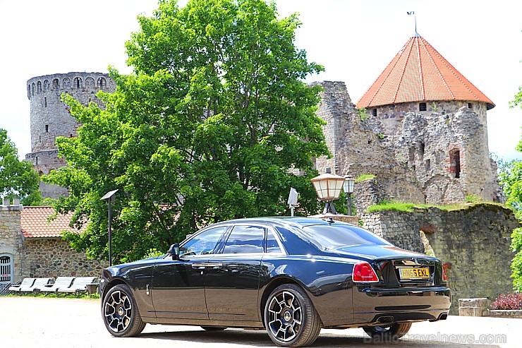 Travelnews.lv redakcija apceļo Vidzemi ar jauno «Rolls-Royce Ghost Black Badge» 200013