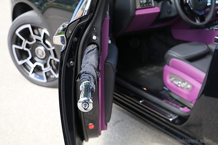 Travelnews.lv redakcija apceļo Vidzemi ar jauno «Rolls-Royce Ghost Black Badge» 200047