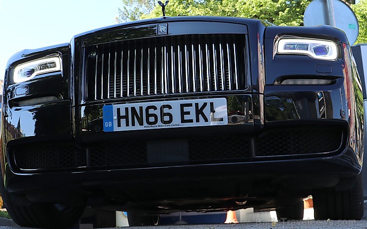 Travelnews.lv redakcija apceļo Vidzemi ar jauno «Rolls-Royce Ghost Black Badge» 200051