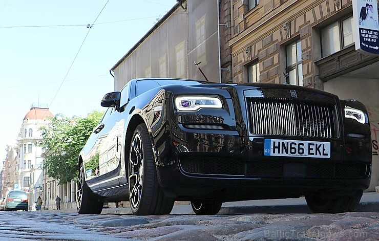 Travelnews.lv redakcija apceļo Vidzemi ar jauno «Rolls-Royce Ghost Black Badge» 200054
