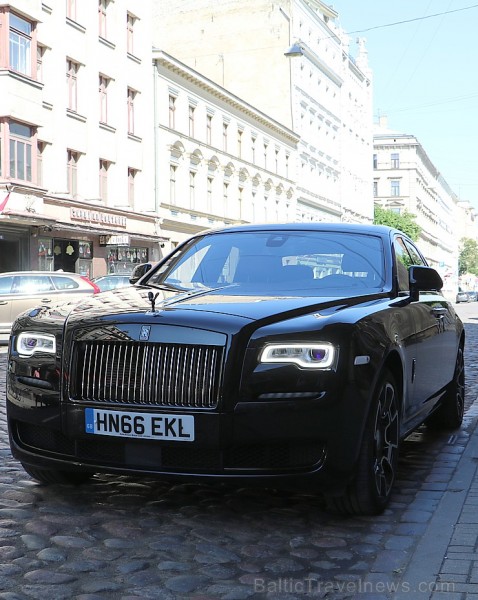 Travelnews.lv redakcija apceļo Vidzemi ar jauno «Rolls-Royce Ghost Black Badge» 200056