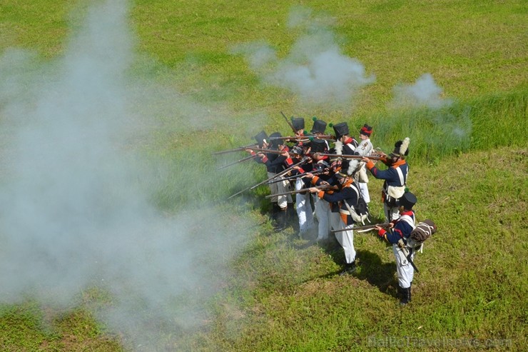 Daugavpils cietoksnī norisinājies 3. Starptautiskais vēstures rekonstrukcijas klubu festivāls «Dinaburg 1812» 202595