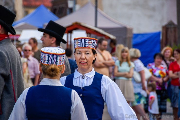 Cēsīs gardi un jestri aizvadīti pilsētas svētki 202973