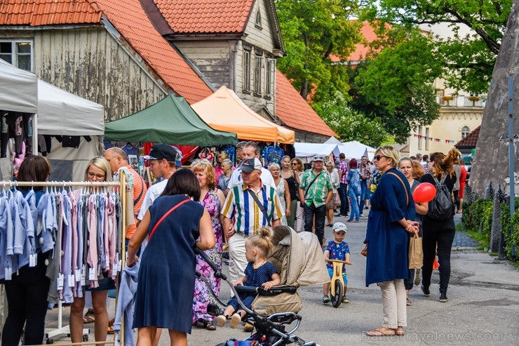 Cēsīs gardi un jestri aizvadīti pilsētas svētki 202977