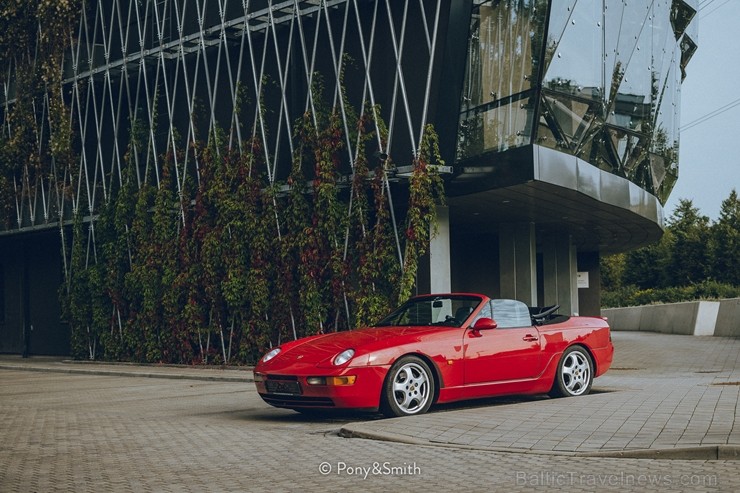 Pie Rīgas Motormuzeja aizvadīts gada pēdējais klasisko transportlīdzekļu pasākums «Youngtimer Cars&Coffee» Pie Rīgas Motormuzeja aizvadīts gada pēdējais klasisko transportlīdzekļu pasākums «Youngtimer Cars&Coffee» 206534